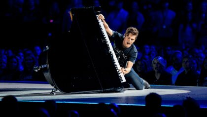 Morgan Wallen Flips Over Piano On Stage After Experiencing Technical Difficulties During Show