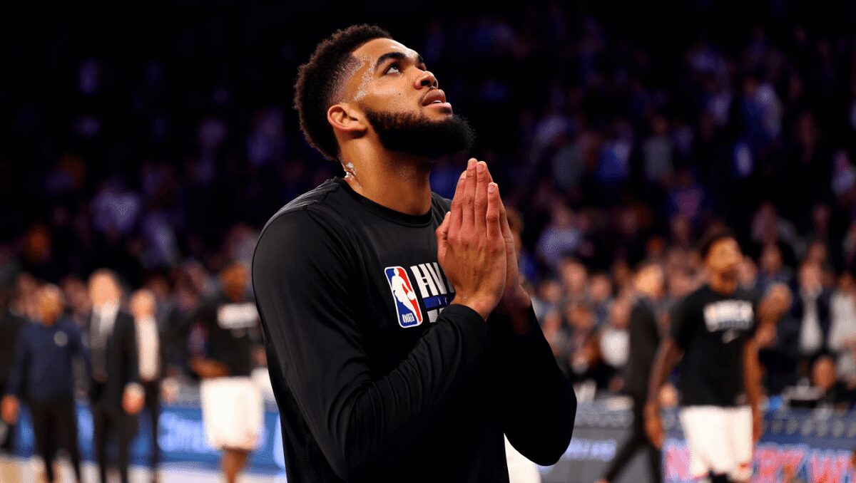 New York Knicks Star Karl-Anthony Towns Says He ‘Prayed’ to Late Mom Before Pivotal Game 2 Moment