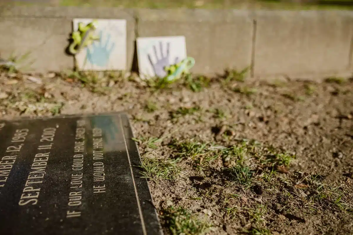 Memorijalni prikaz poštovanja prema legendari sa istorijskim značajem